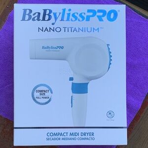 BaBylissPRO White and Blue Hair Dryer